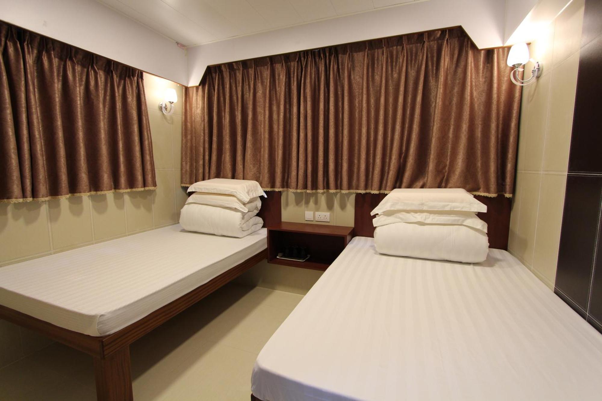 Basic Triple Room